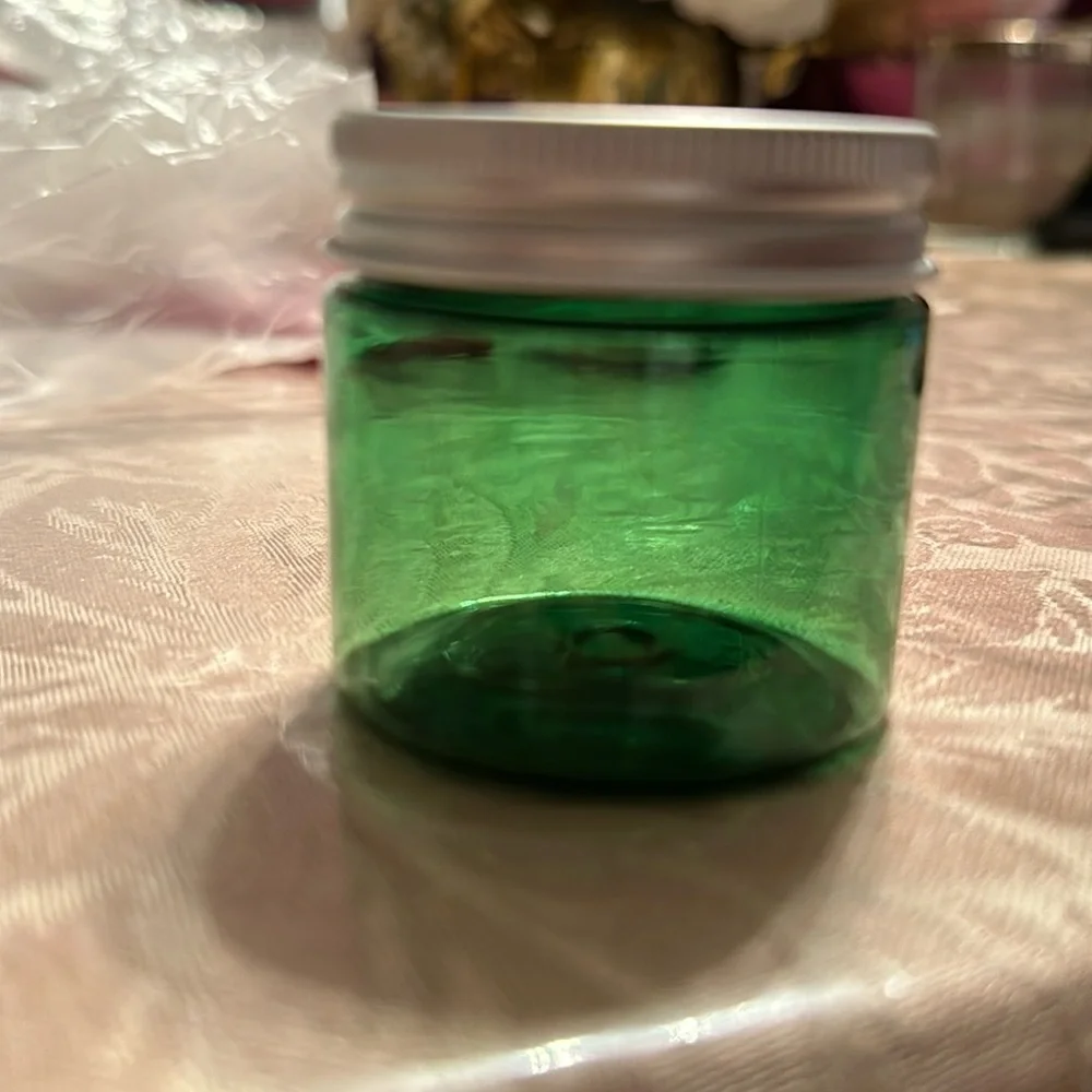 12 piece green plastic jars with lids